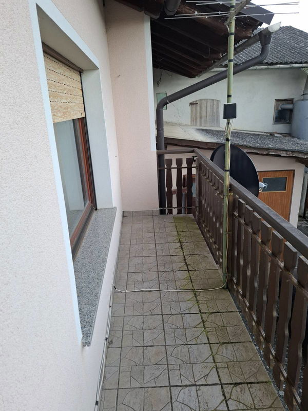 Lokacija: Notranjsko - kraška, Ilirska Bistrica, Dolnji Zemon