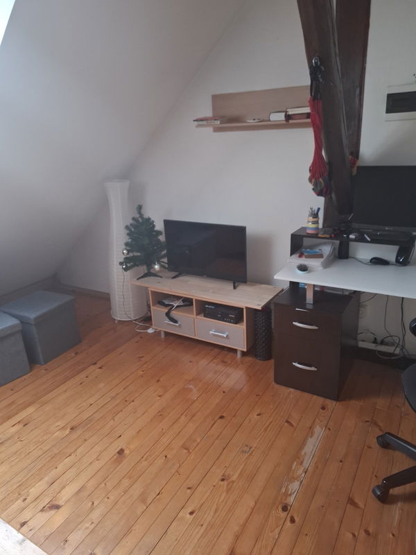 Lokacija: Notranjsko - kraška, Cerknica, Unec
