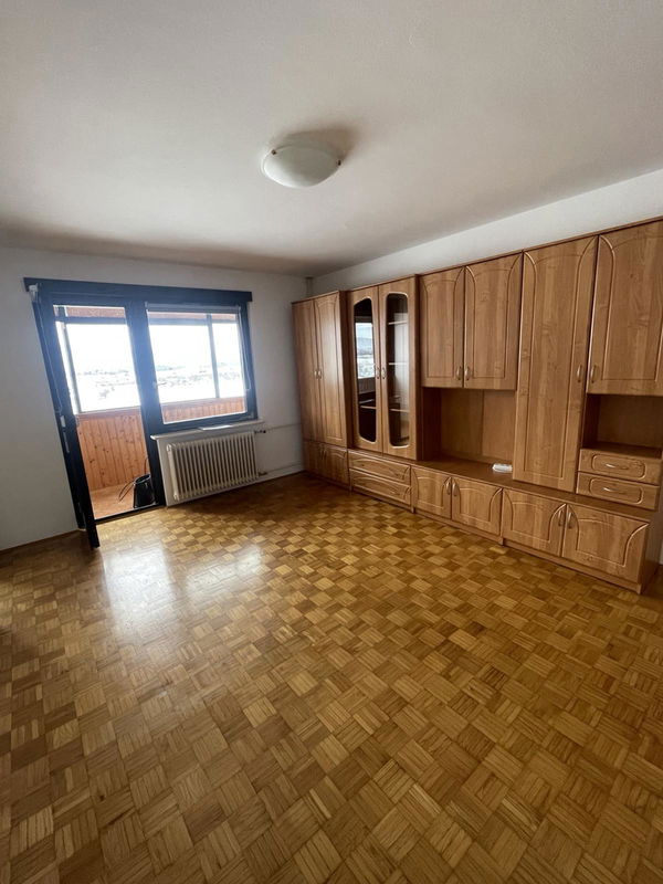 Lokacija: Notranjsko - kraška, Postojna, Postojna