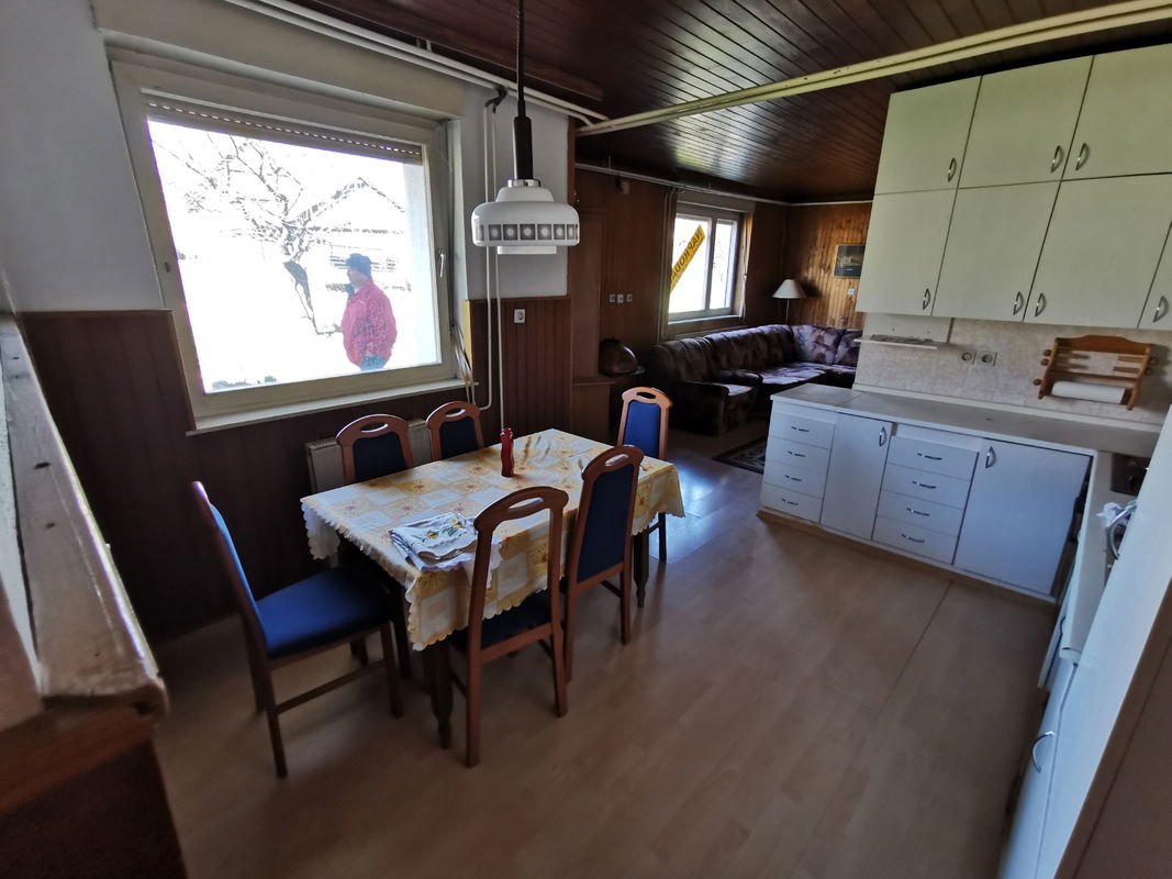 Lokacija: Notranjsko - kraška, Cerknica, Cerknica
