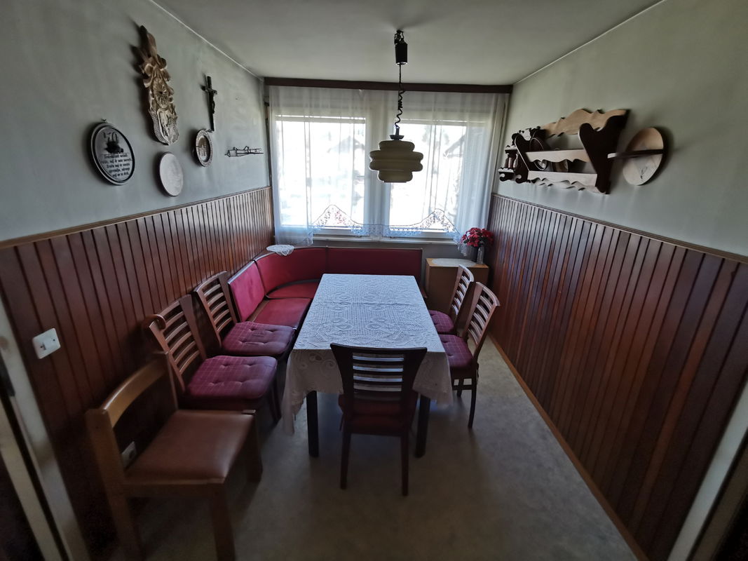 Lokacija: Notranjsko - kraška, Cerknica, Cerknica