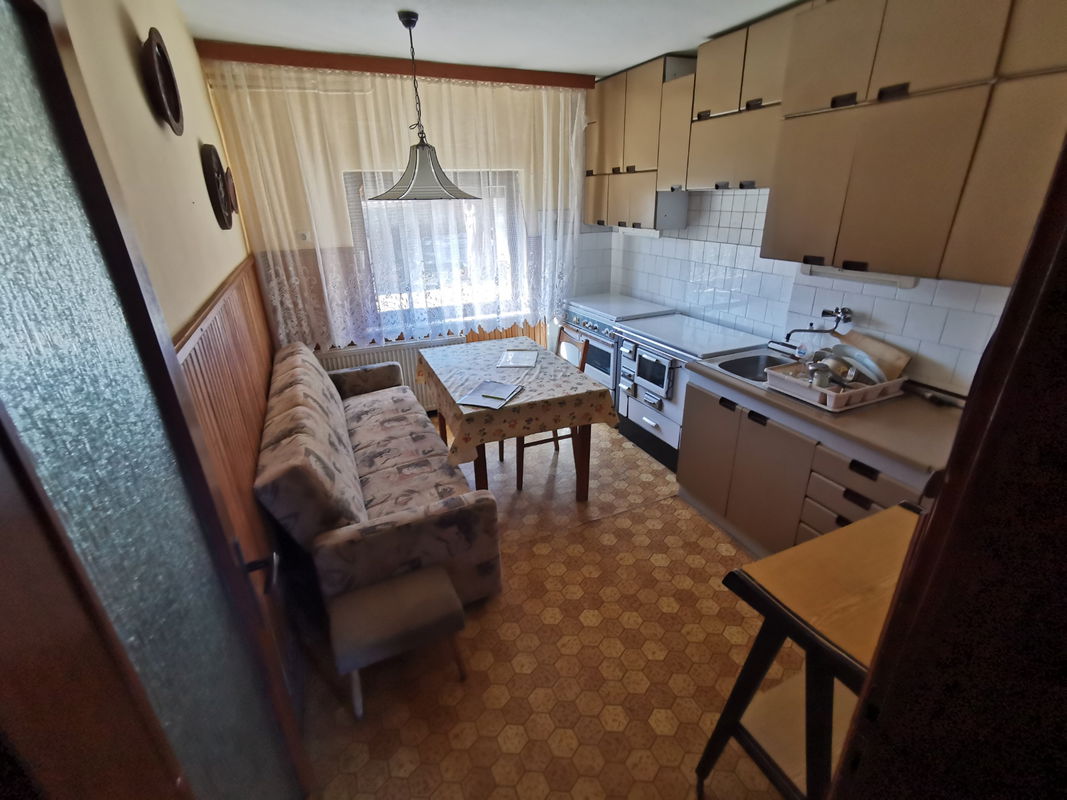 Location: Notranjsko - Kraška, Loška Dolina, Iga Vas