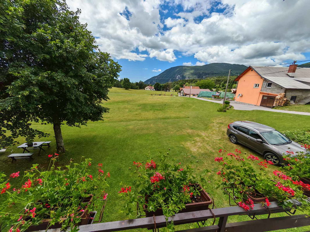 Lokacija: Goriška, Ajdovščina, Predmeja