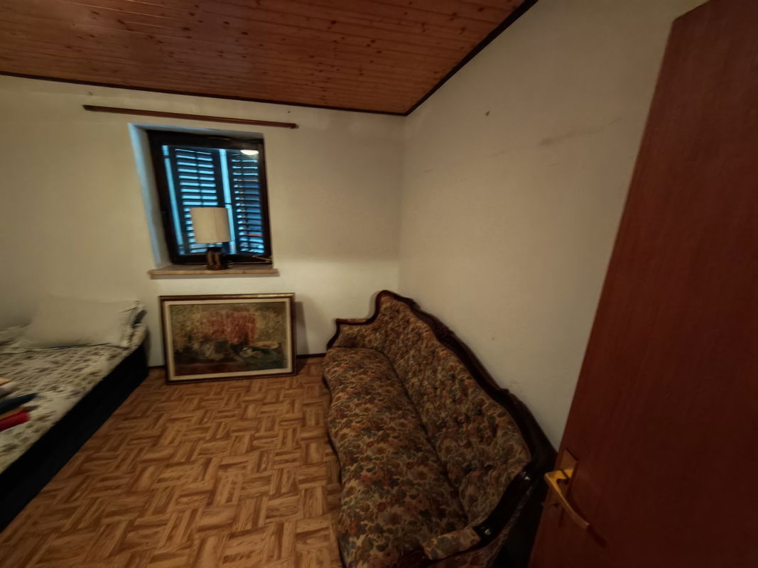 Lokacija: Goriška, Ajdovščina, Predmeja