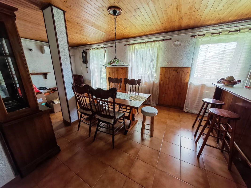 Lokacija: Goriška, Ajdovščina, Predmeja