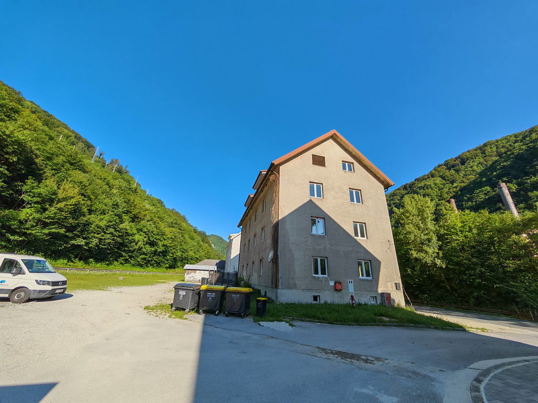 Lokacija: Zasavska, Trbovlje, Trbovlje