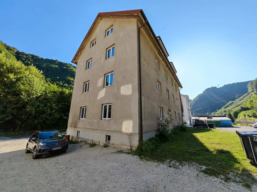 Lokacija: Zasavska, Trbovlje, Trbovlje