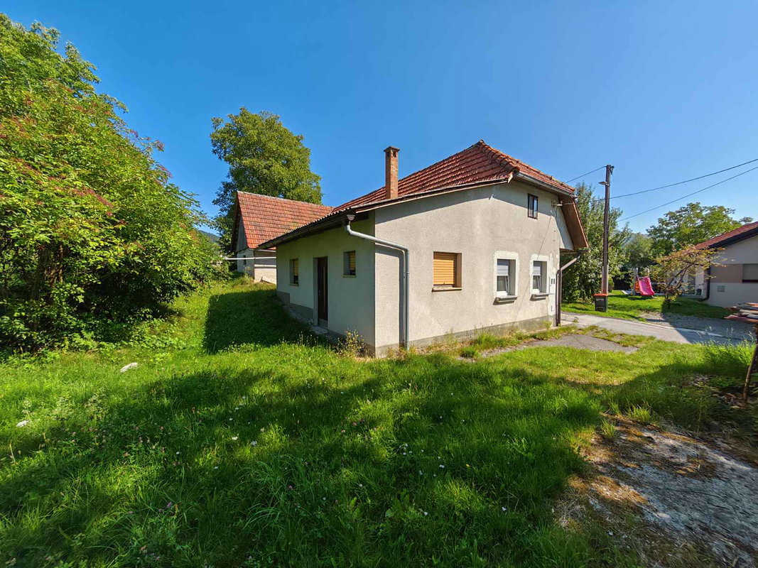 Lokacija: Notranjsko - kraška, Postojna, Bukovje