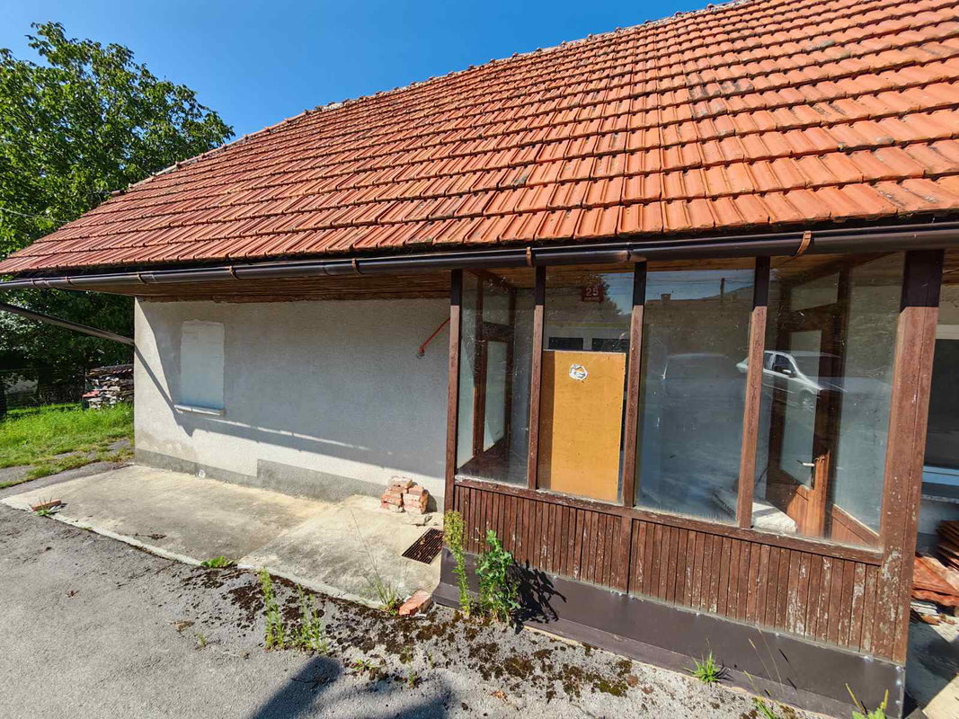 Lokacija: Notranjsko - kraška, Postojna, Bukovje