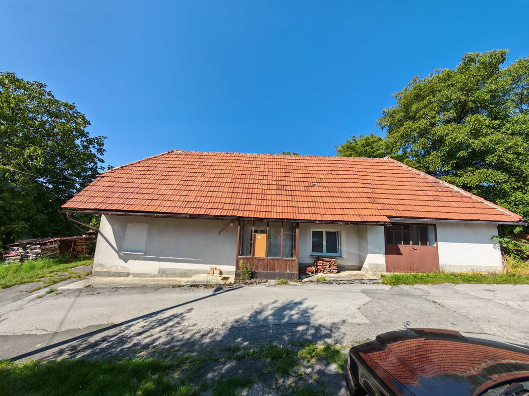 Lokacija: Notranjsko - kraška, Postojna, Bukovje