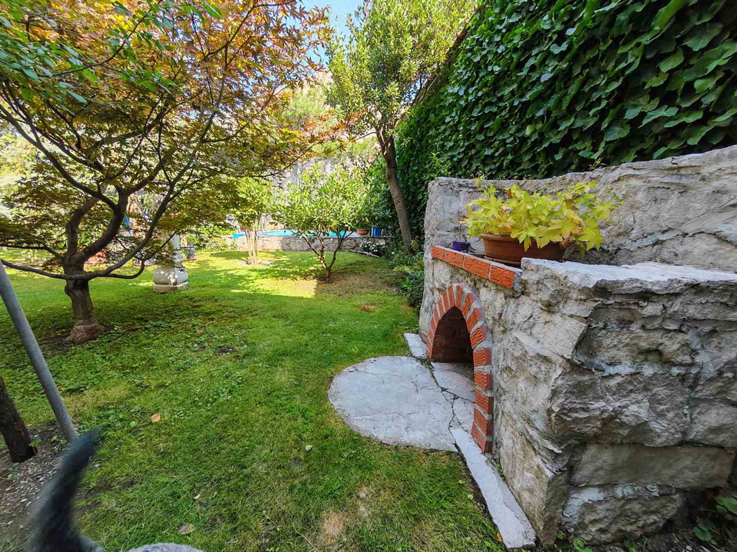 Location: Goriška, Vipava, Podnanos