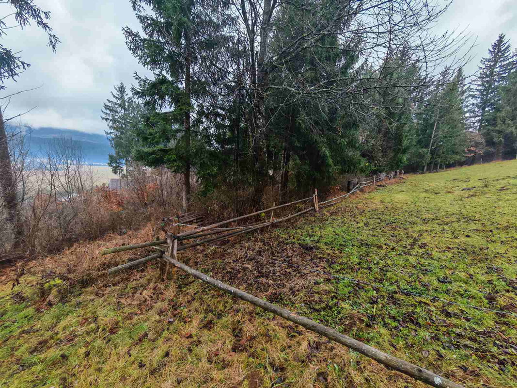 Lokacija: Notranjsko - kraška, Loška Dolina, Podcerkev