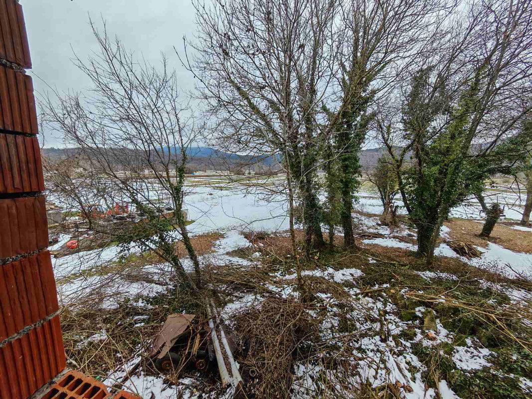 Lokacija: Notranjsko - kraška, Pivka, Šmihel