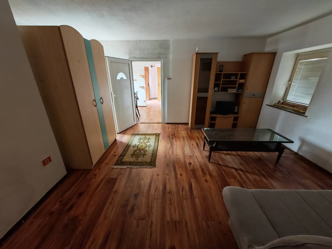 Lokacija: Notranjsko - kraška, Cerknica, Cerknica