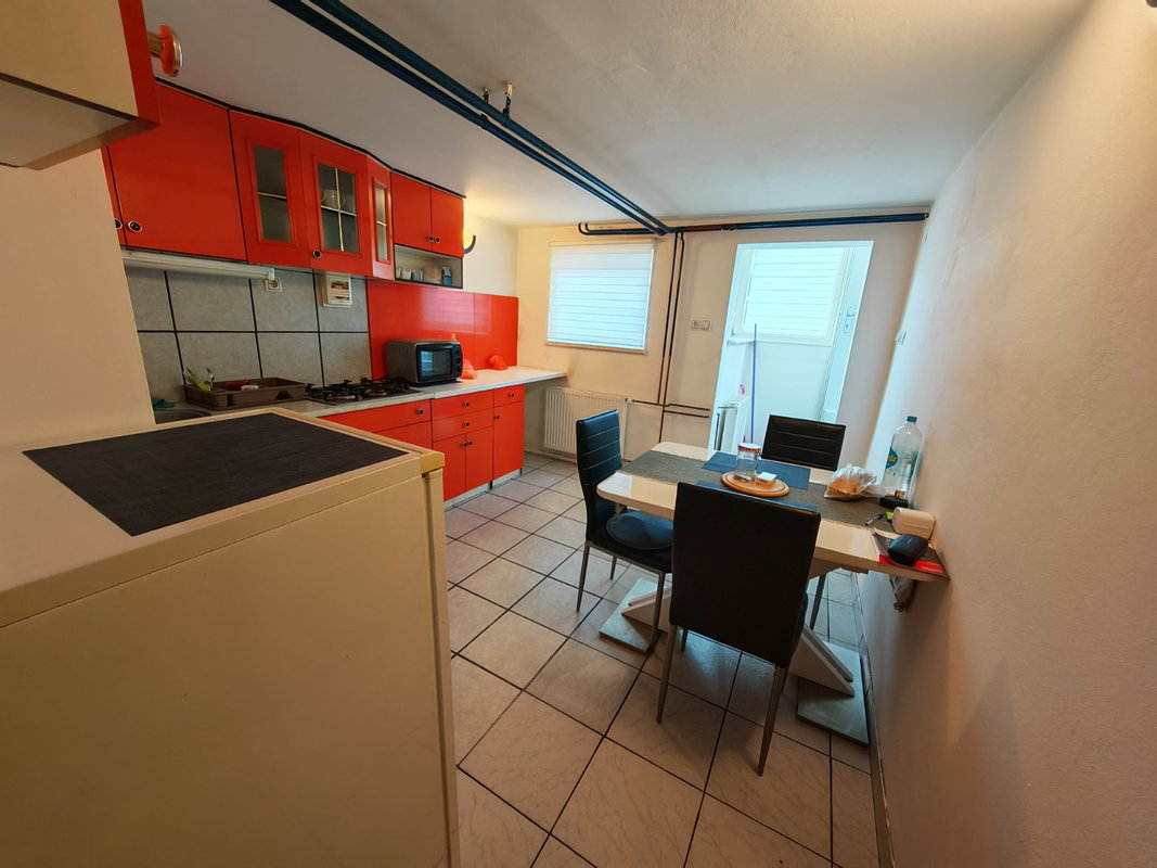 Location: Ljubljana okolica, Logatec, Logatec