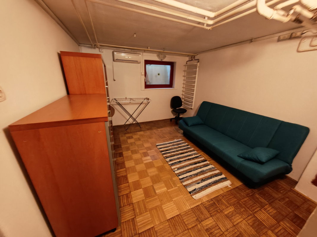 Location: Ljubljana okolica, Logatec, Logatec