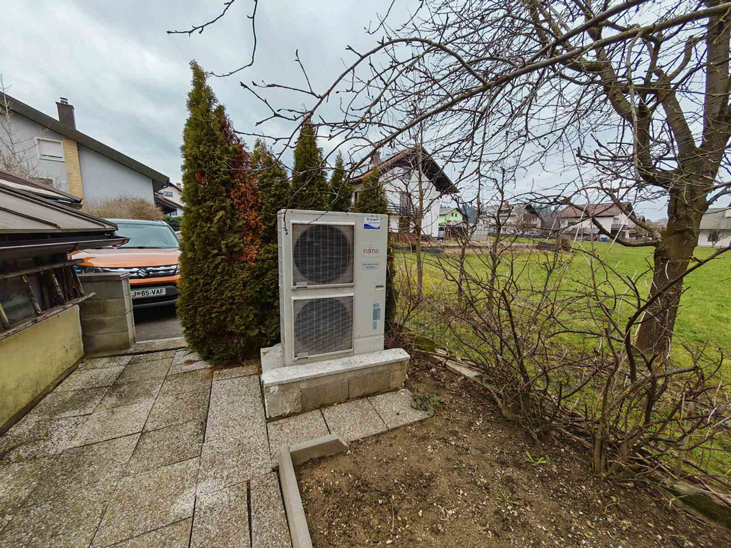 Location: Ljubljana okolica, Logatec, Logatec