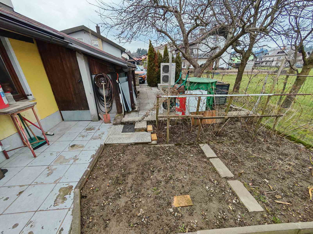 Location: Ljubljana okolica, Logatec, Logatec