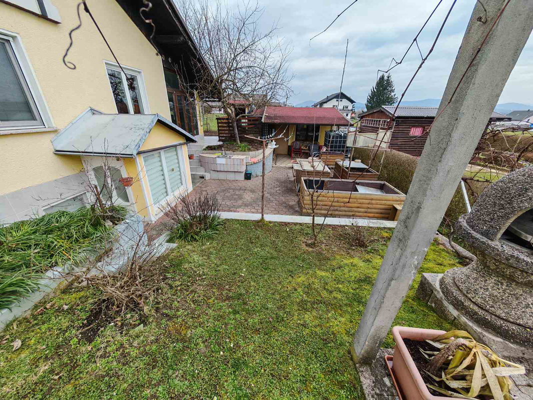 Location: Ljubljana okolica, Logatec, Logatec
