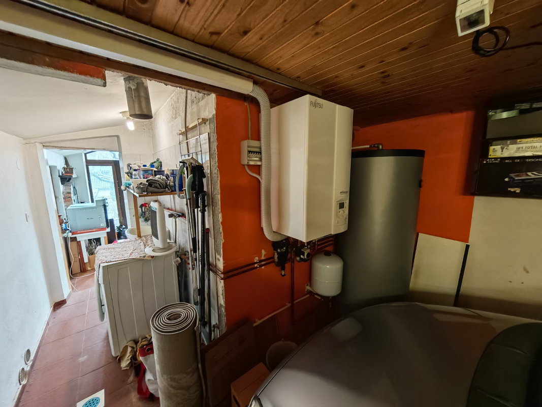 Location: Ljubljana okolica, Logatec, Logatec