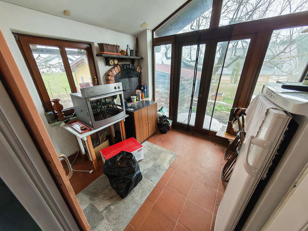 Location: Ljubljana okolica, Logatec, Logatec