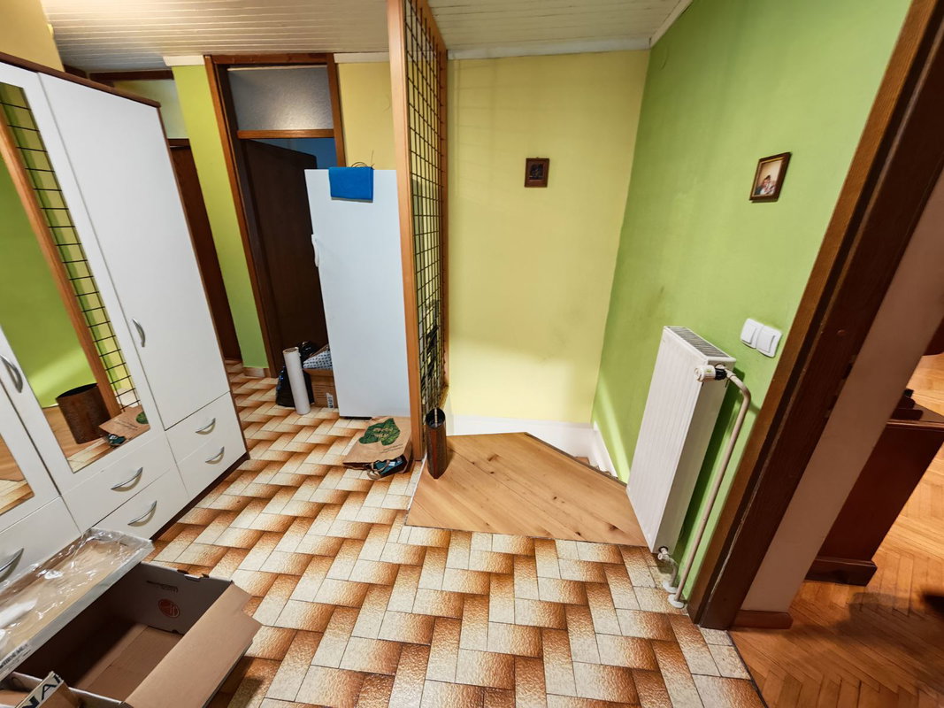 Location: Ljubljana okolica, Logatec, Logatec