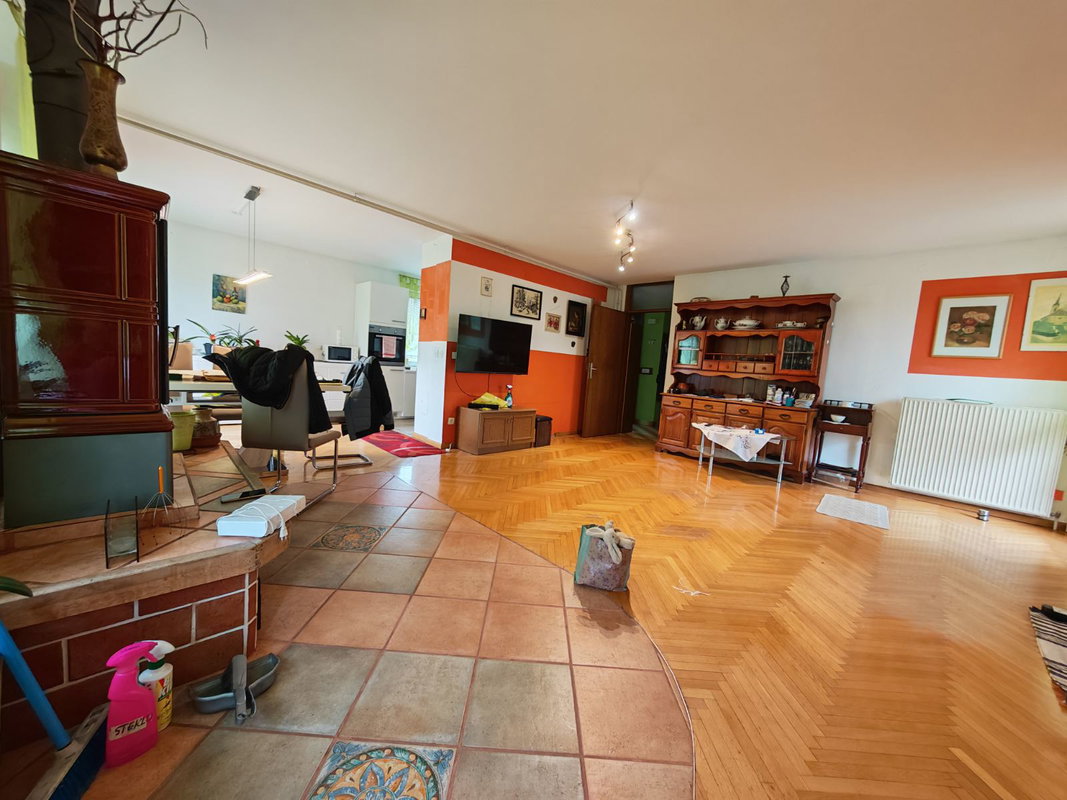 Location: Ljubljana okolica, Logatec, Logatec