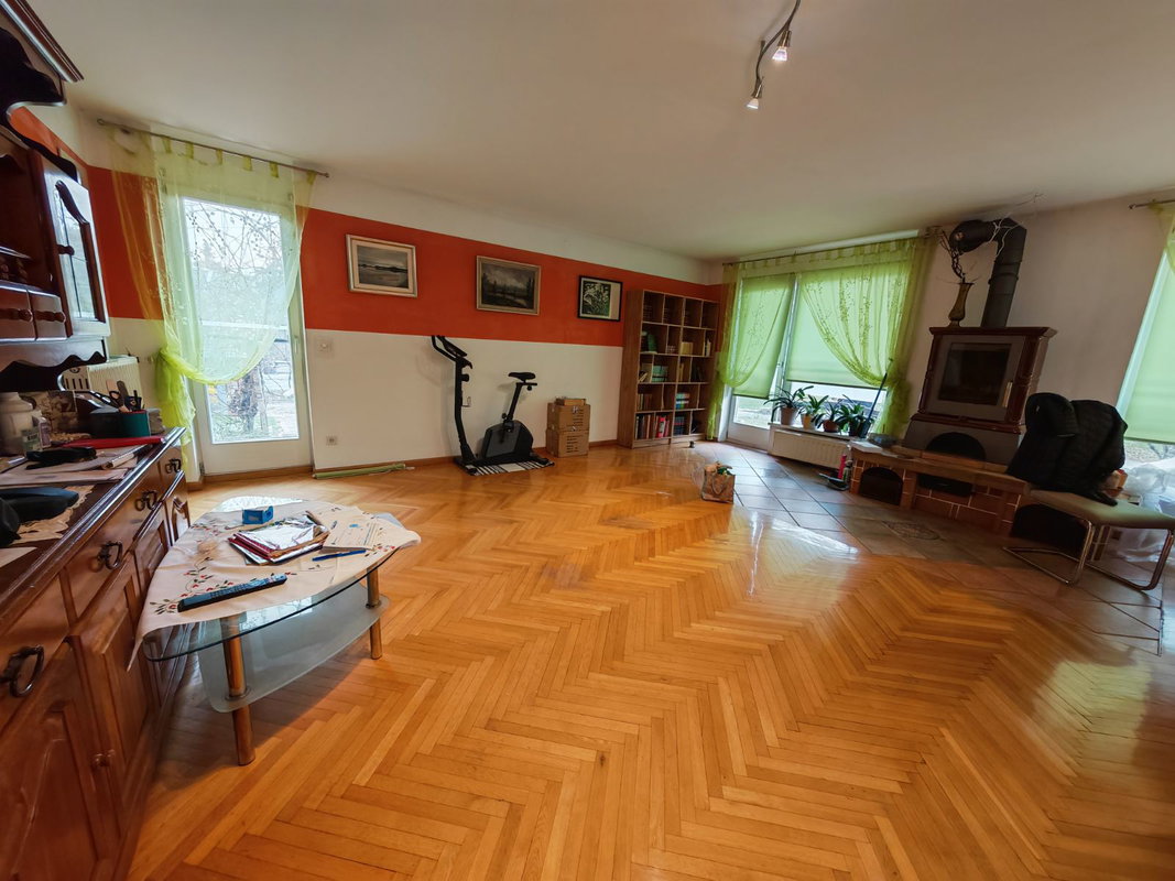 Location: Ljubljana okolica, Logatec, Logatec