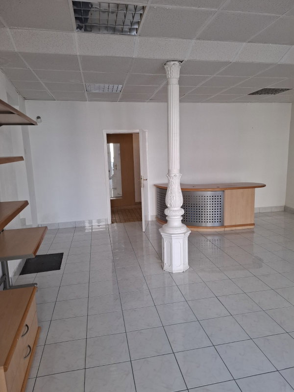 Lokacija: Notranjsko - kraška, Postojna, Postojna