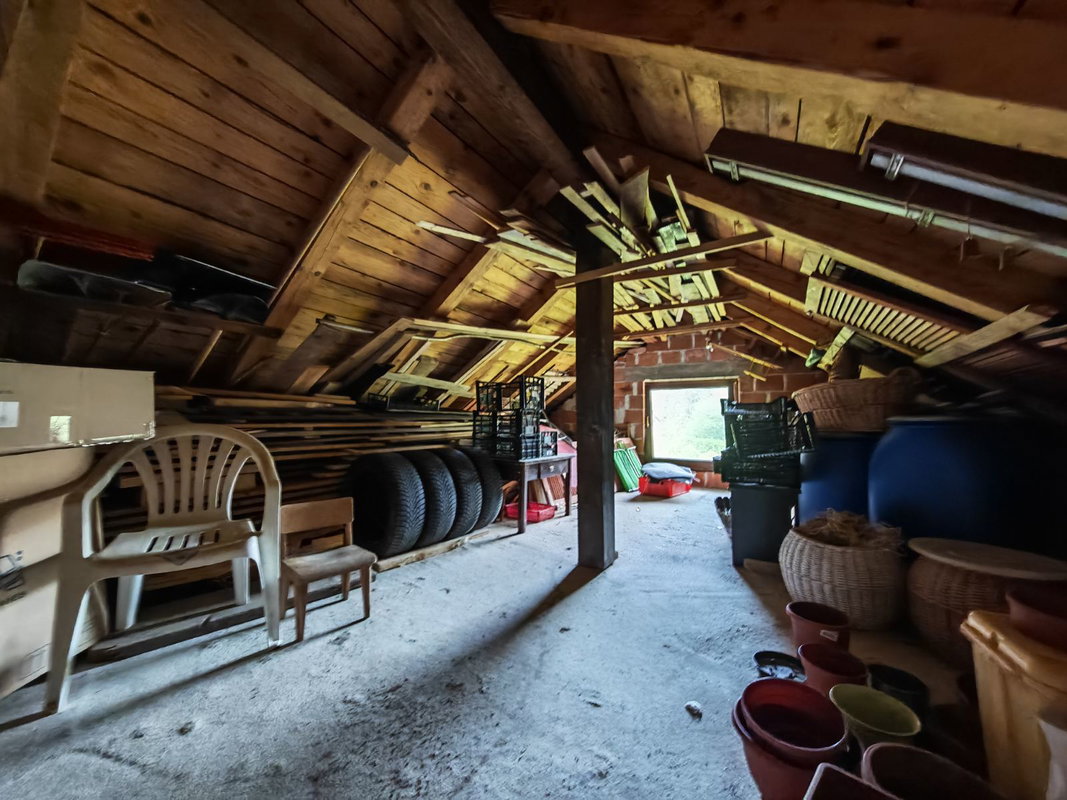 Location: Notranjsko - kraška, Loška Dolina, Vrhnika pri Ložu