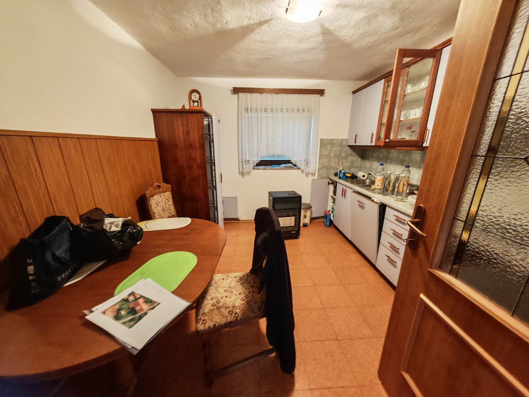 Location: Notranjsko - kraška, Loška Dolina, Stari Trg pri Ložu
