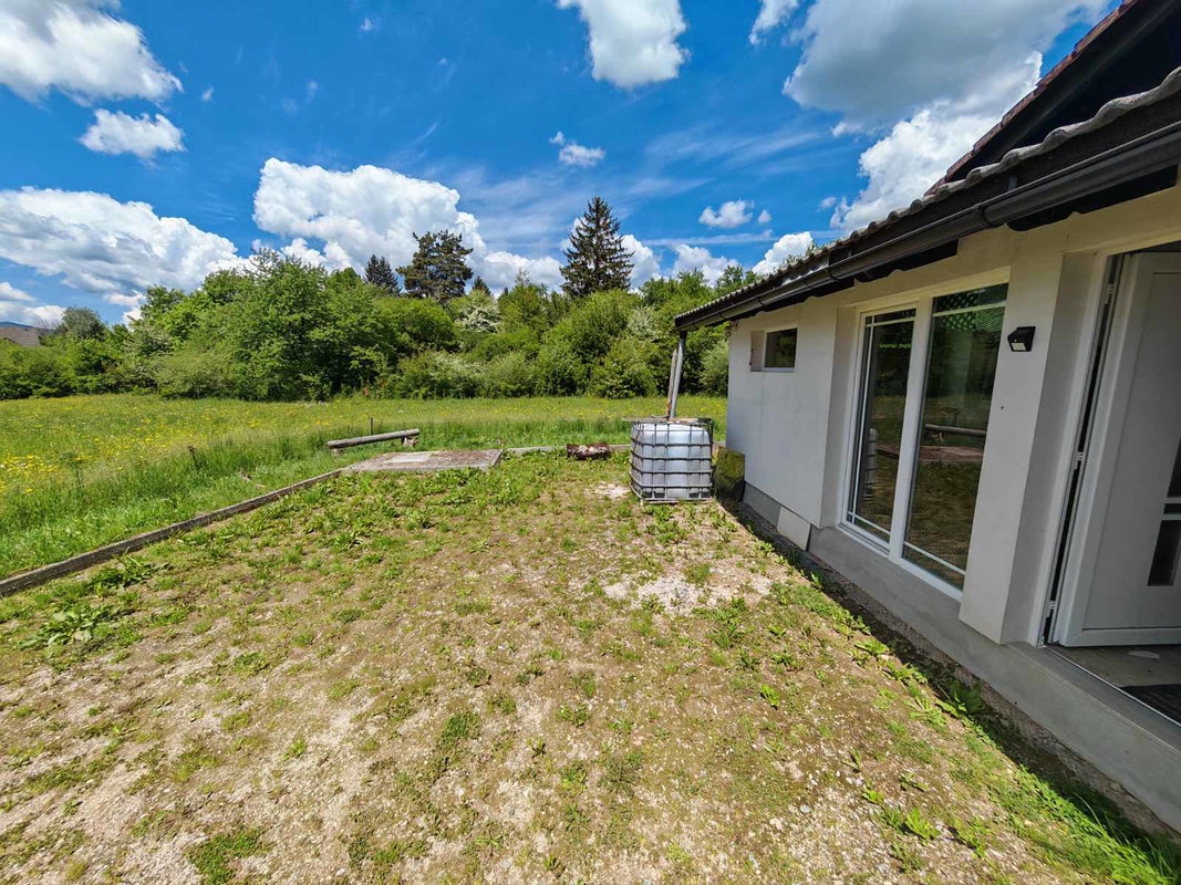Lokacija: Notranjsko - kraška, Loška Dolina, Vrhnika pri Ložu
