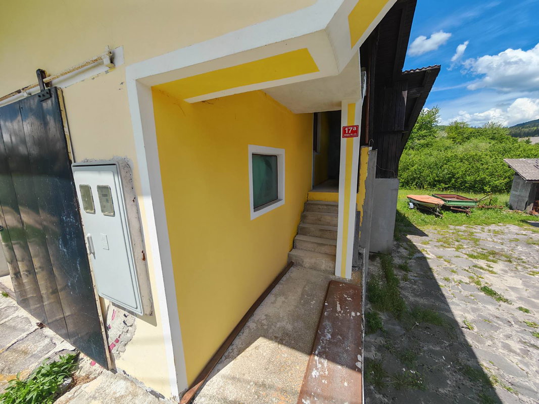 Lokacija: Notranjsko - kraška, Loška Dolina, Vrhnika pri Ložu