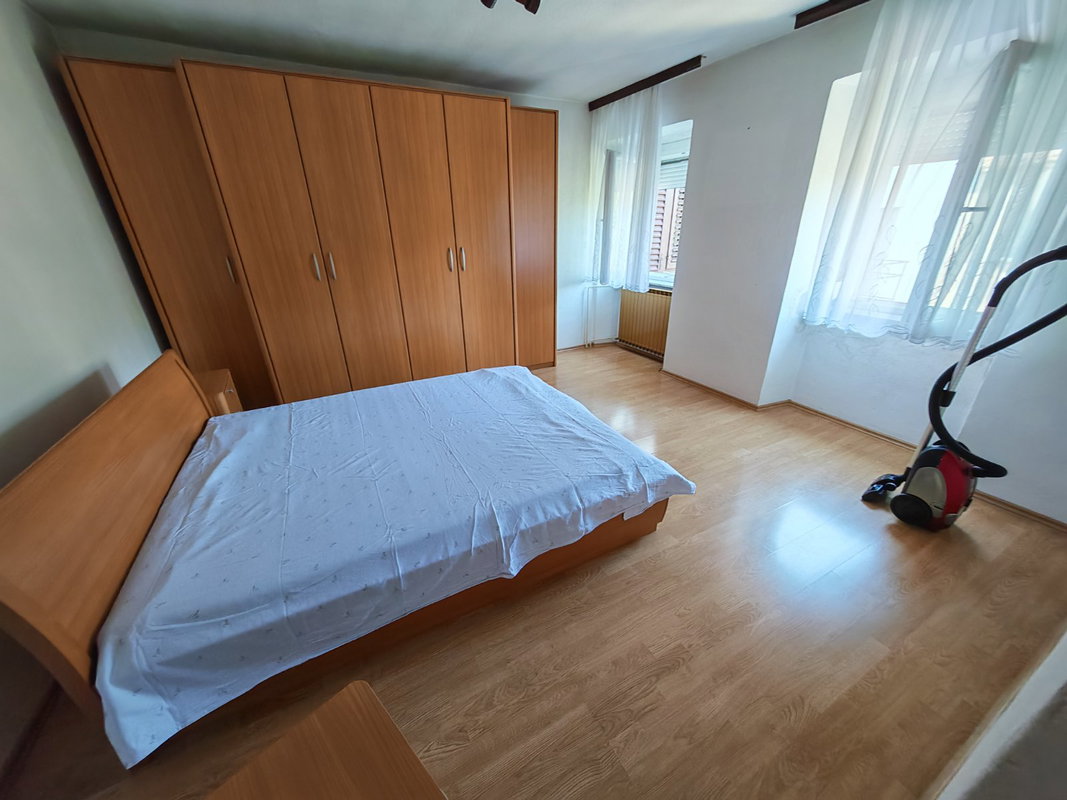 Location: Goriška, Vipava, Podbreg