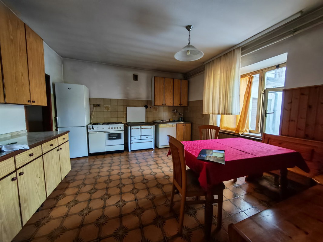 Location: Goriška, Vipava, Podbreg