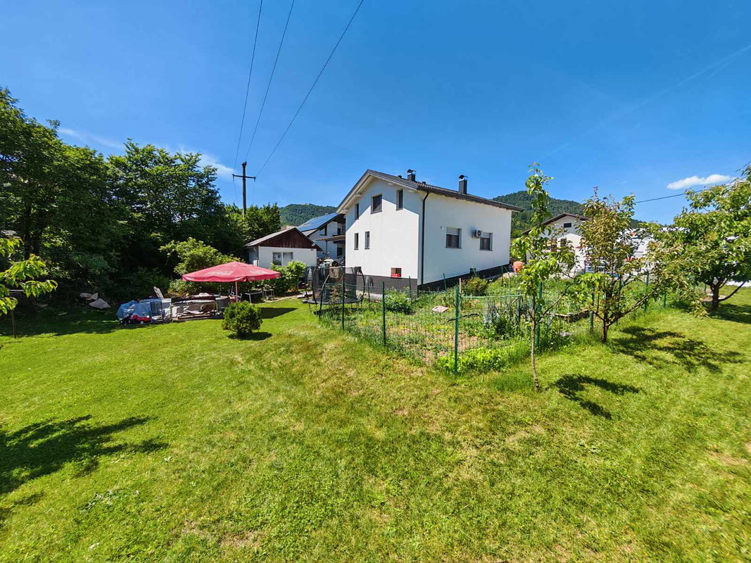 Lokacija: Notranjsko - kraška, Postojna, Planina