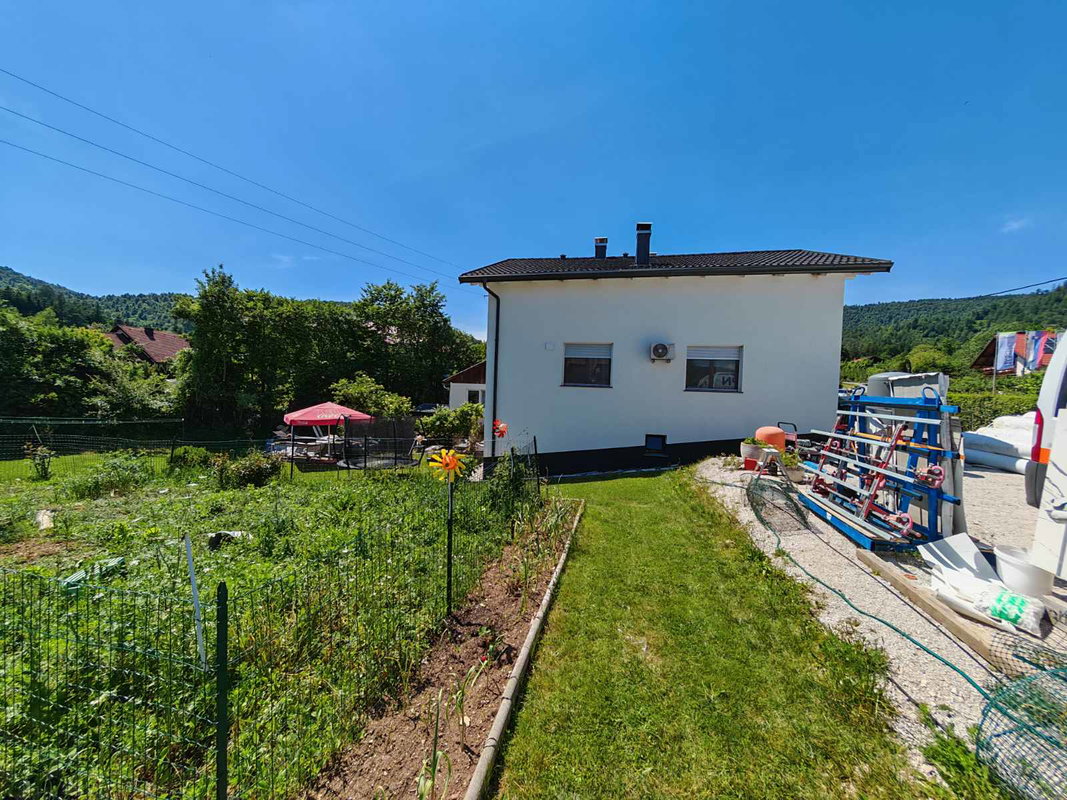 Lokacija: Notranjsko - kraška, Postojna, Planina