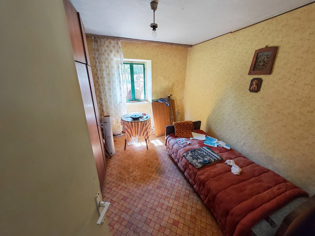 Lokacija: Notranjsko - kraška, Ilirska Bistrica, Knežak