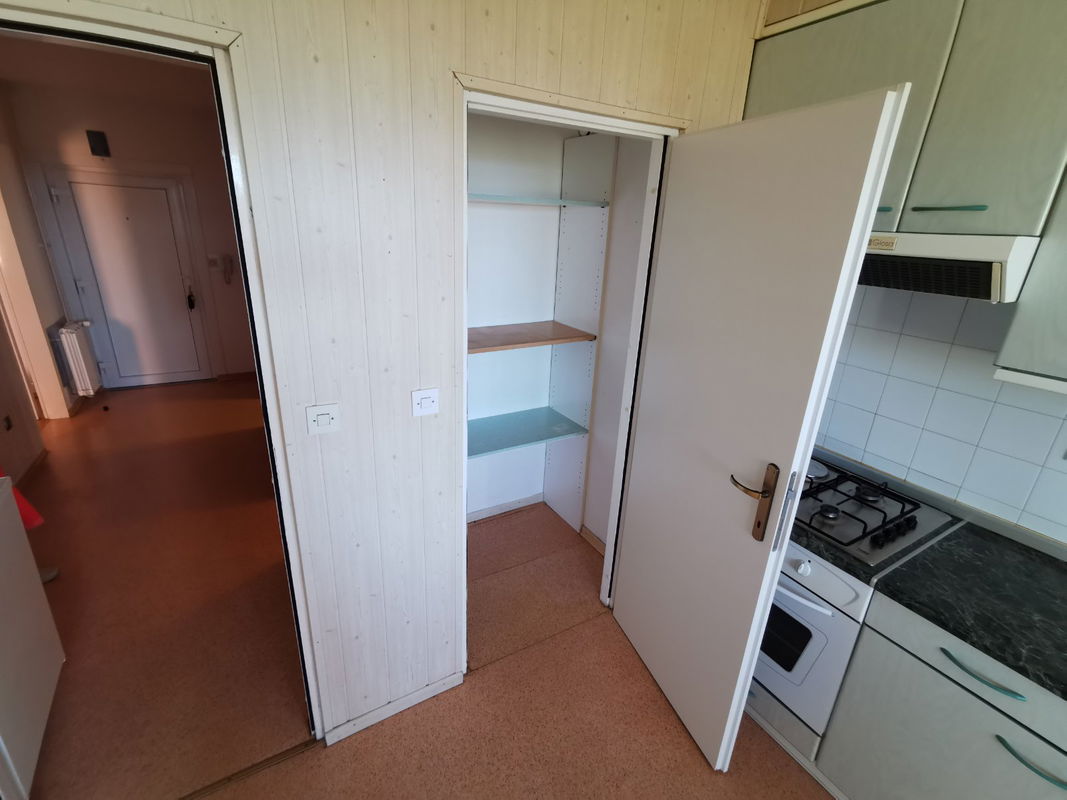 Lokacija: Notranjsko - kraška, Postojna, Postojna