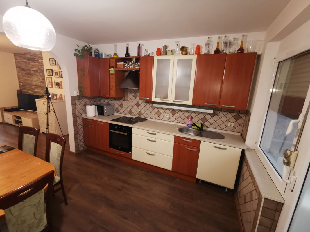 Lokacija: Notranjsko - kraška, Postojna, Postojna