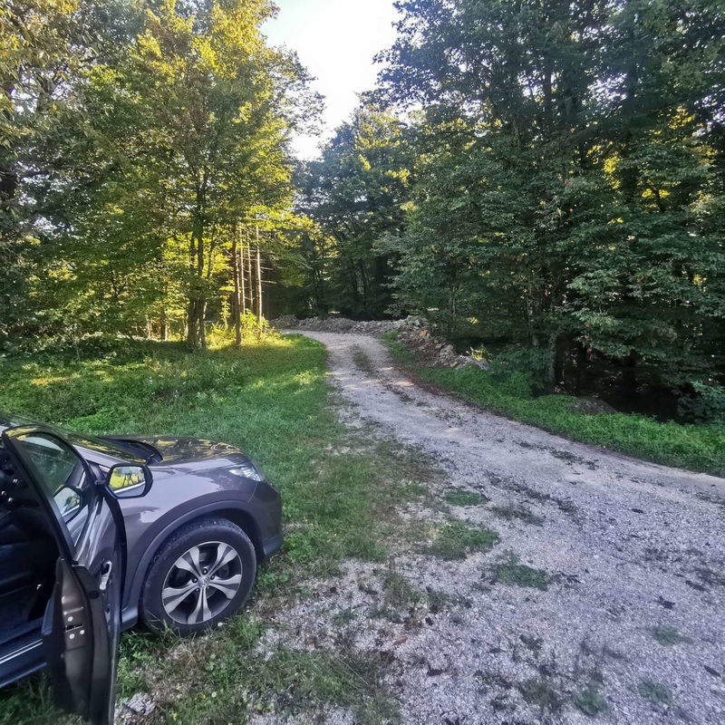 Lokacija: Notranjsko - kraška, Cerknica, Ivanje Selo