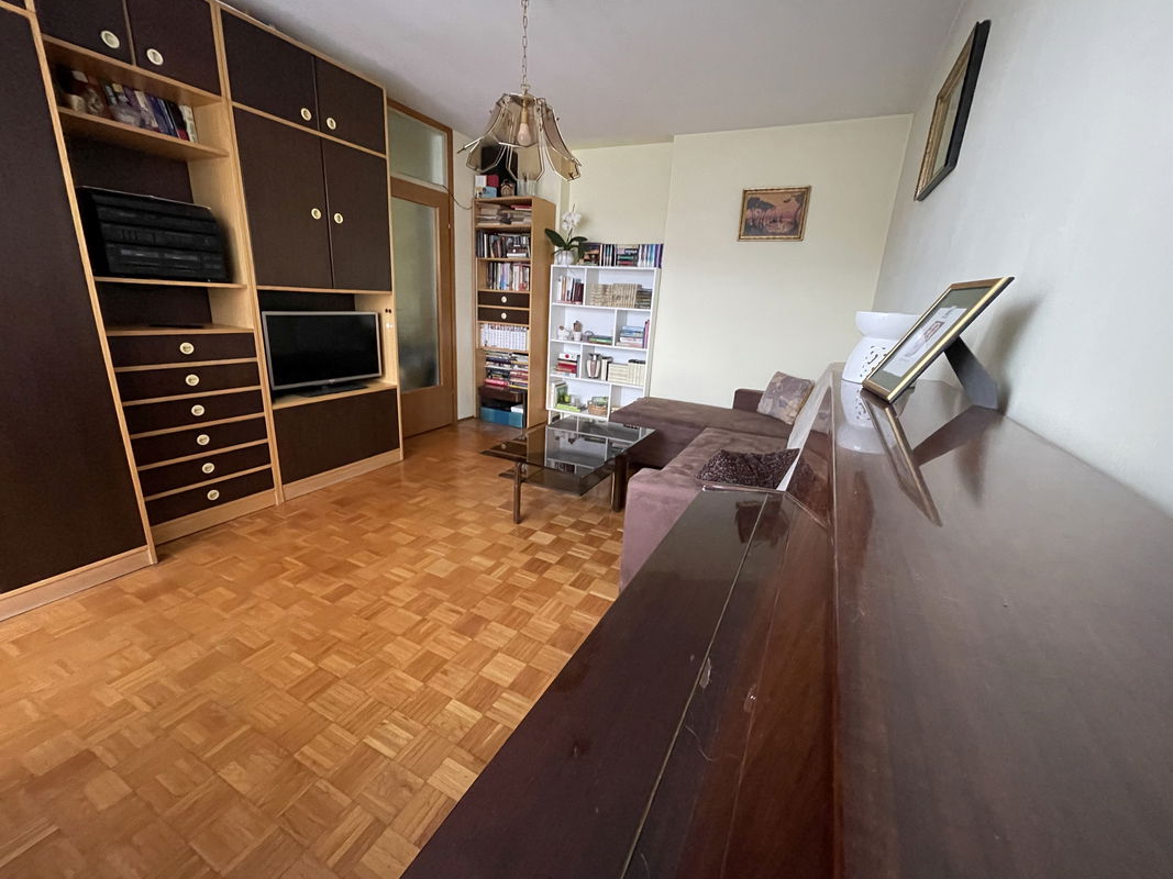 Lokacija: Notranjsko - kraška, Postojna, Postojna