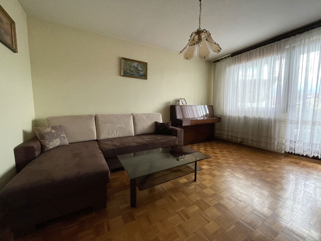 Lokacija: Notranjsko - kraška, Postojna, Postojna