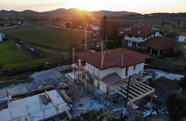 Lokacija: Goriška, Brda, Vipolže