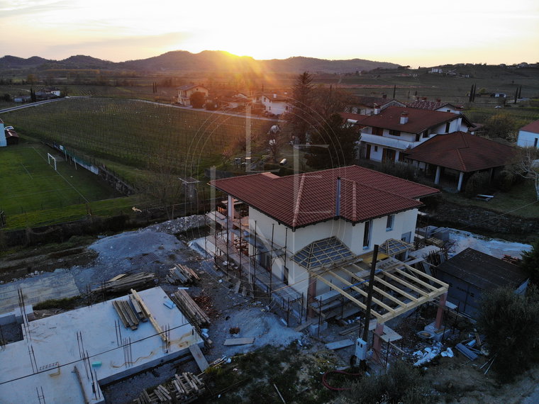 Lokacija: Goriška, Brda, Vipolže