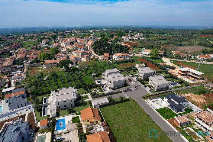 Lokacija: , Kaštelir
