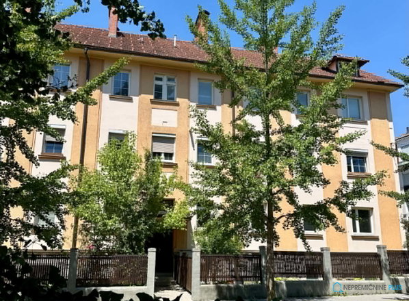 Lokacija: Ljubljana mesto, Center, Prule