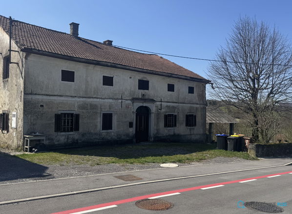 Lokacija: Notranjsko - kraška, Postojna, Dilce