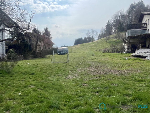 Lokacija: Ljubljana mesto, Šiška, Podutik