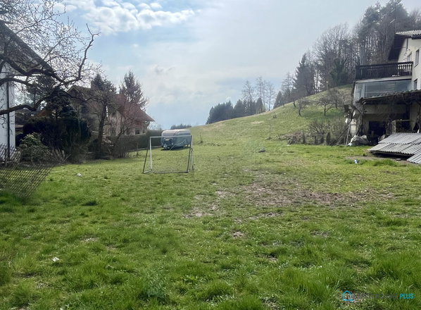 Lokacija: Ljubljana mesto, Šiška, Podutik